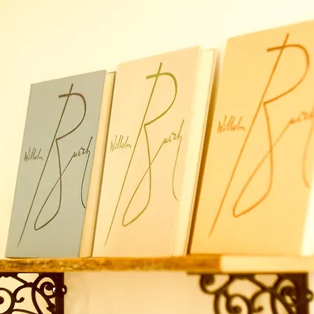 Hotel Bett Und Buch Berlin