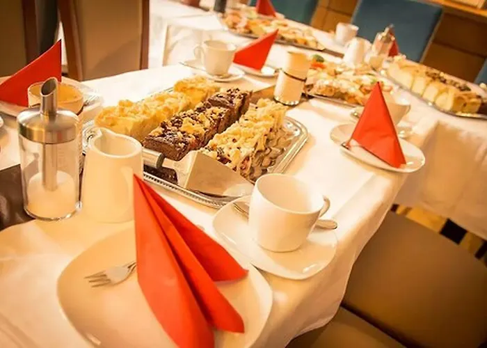 Hotell Bett Und Buch 3*