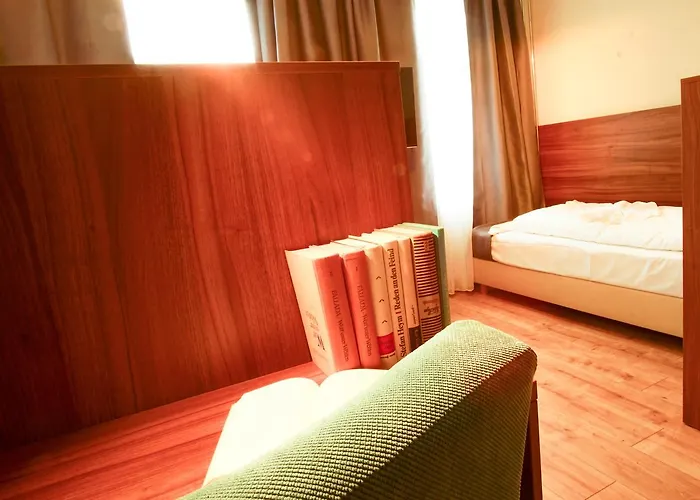 Bett Und Buch 3* Berlino