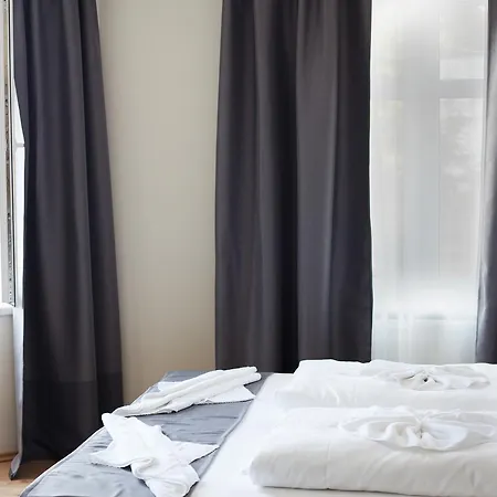 白堤波芝酒店 3*